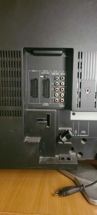 Телевізор Toshiba 37"