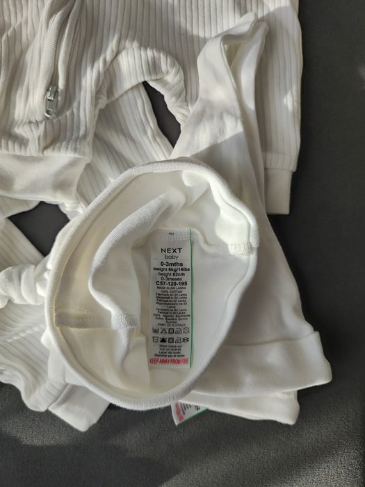 Чоловічки і шапочки 56см