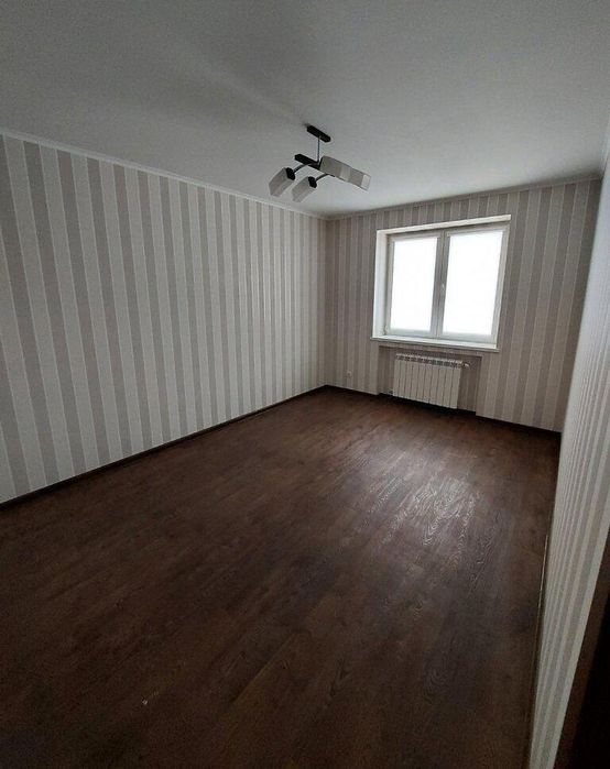 Продається 2-х кімнатна квартира з ремонтом в Центрі