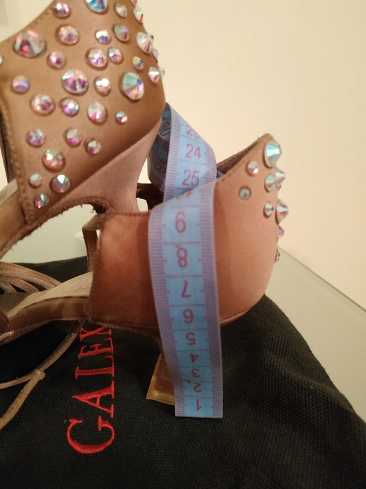 Туфли для латины юниорские.