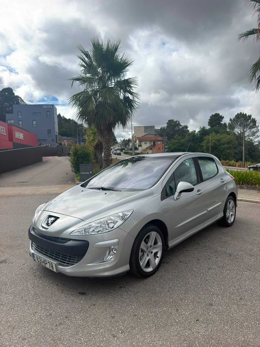 Peugeot 308 1.6Hdi CX AUTO