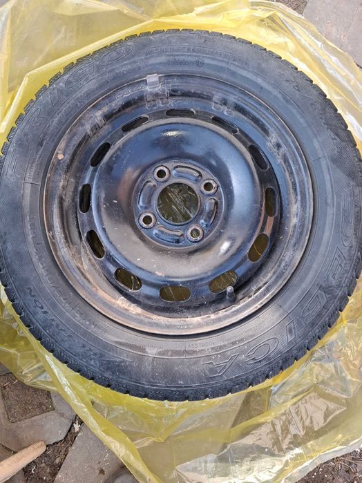 Felgi stalowe z oponami Ford