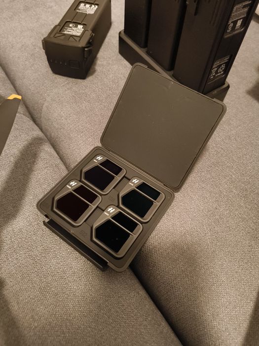 DJI Mavic 3 Cine Premium Combo (NOVO)