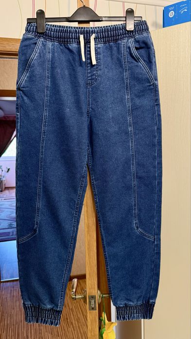 Джинси джоггери Reserved 170 р
