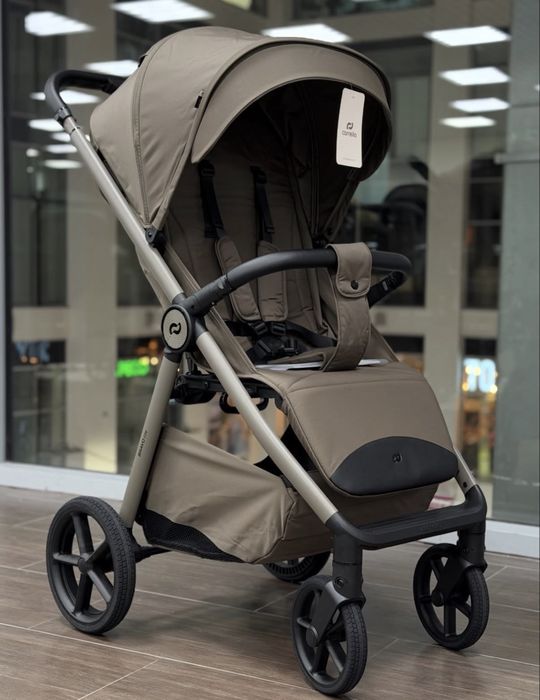 Прогулянкова коляска CARRELLO Bravo Lite 2026