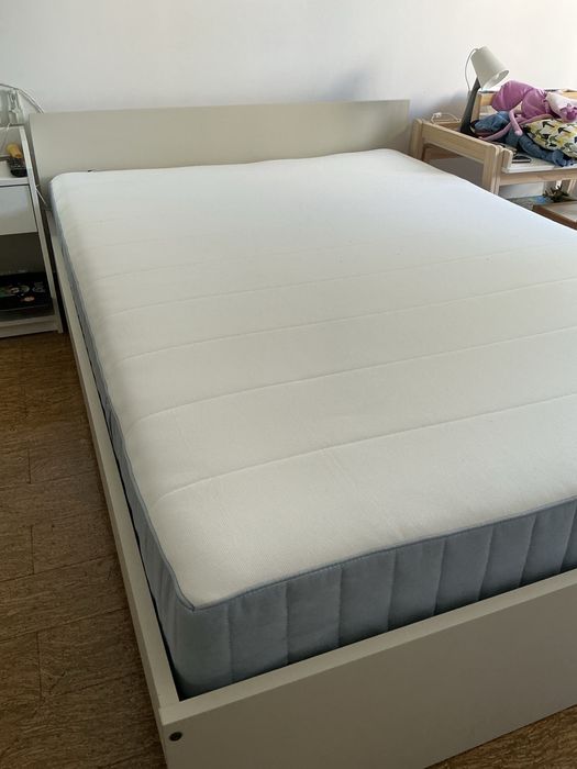 Cama de casal ikea com colchao 140