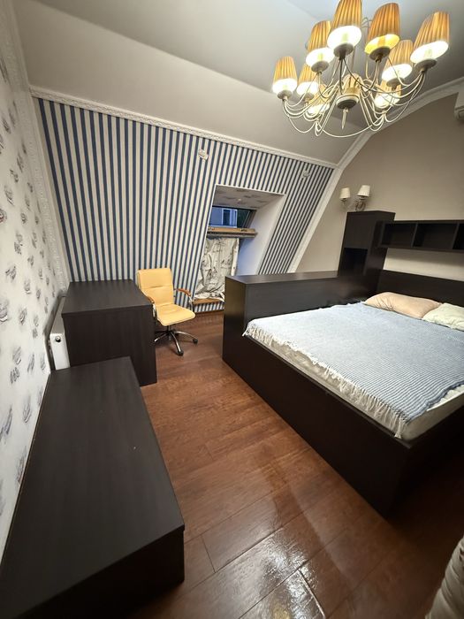 Продам спальню все что есть на фото