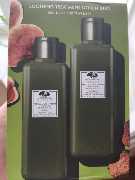 Лосьйон для очищеня обличчя Origins Dr.Weil Mega-Mushroom Relief & Resilience Soothing Treatment Lotion 200ml  (або набір 2 шт по 200 мл 900 грн)
ОРИ