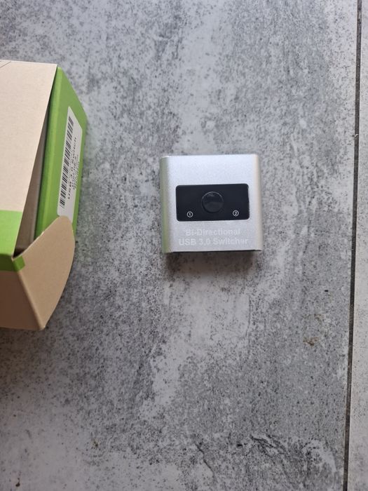 Dwukierunkowy przełącznik usb 3.0