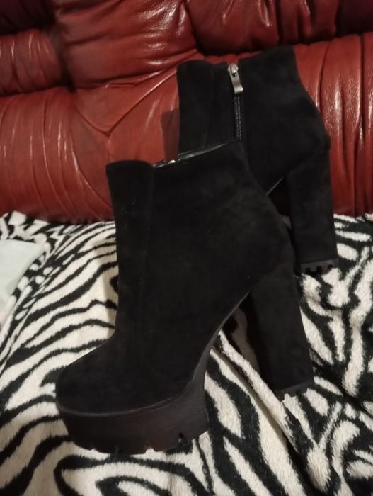 Botas de salto alto NOVAS!