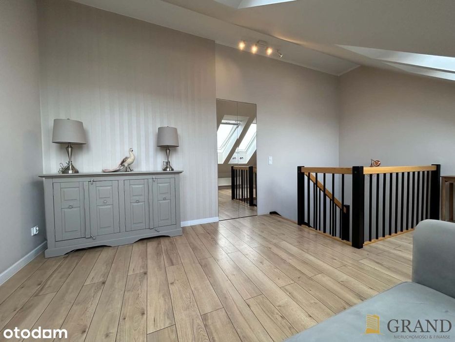 Dwupoziomowe mieszkanie 52,85 m2 | Miejsce postojo