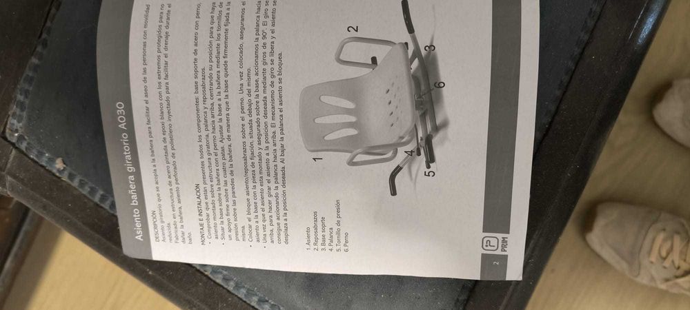 Cadeira Giratória p/Banheira PRIM- NOVA