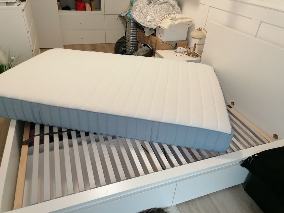 Łóżko MALM Ikea materac szuflady jak nowe