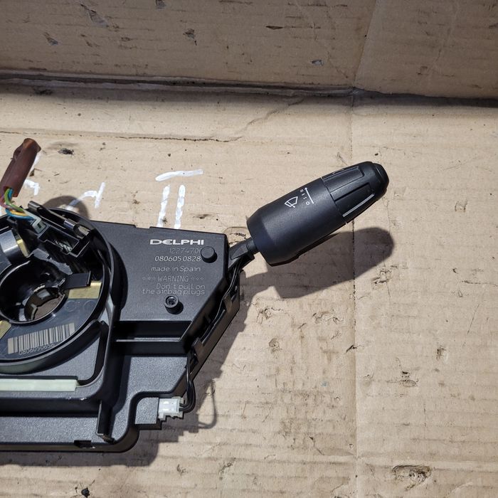 Przełącznik zespolony pająk manetki opel Corsa D 2008r