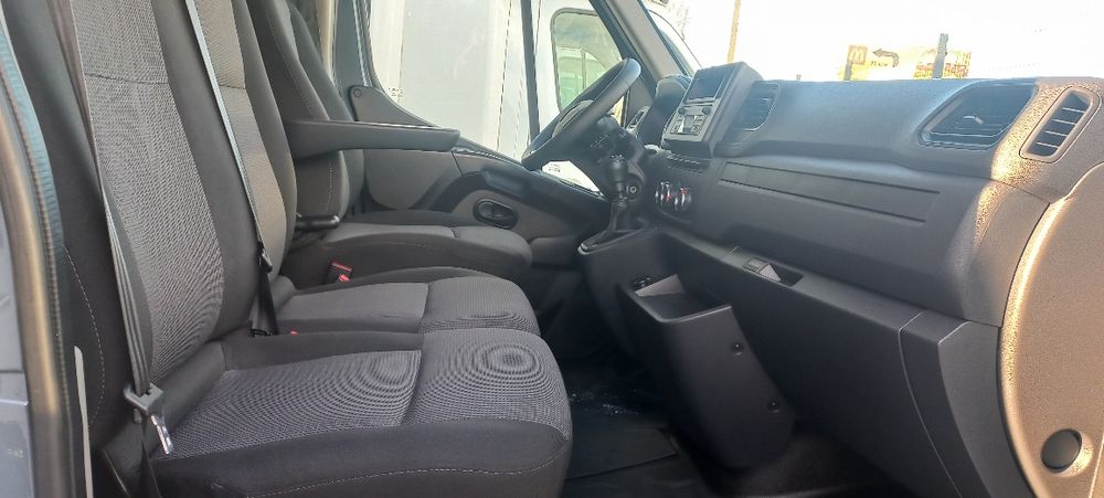 ПРОДАМ  Renault   Master 2022р