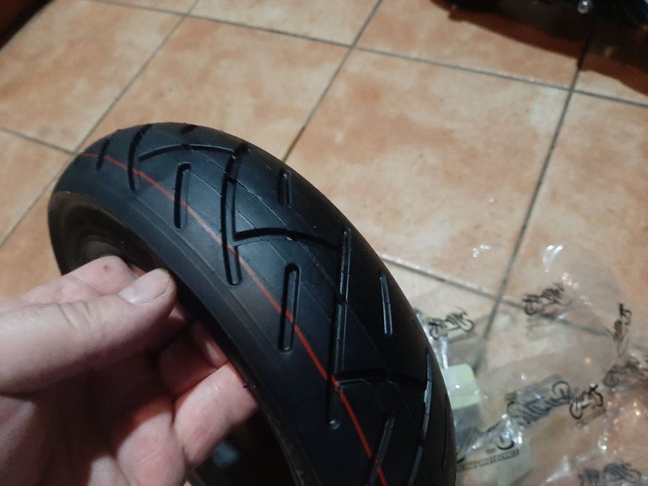 Pneus Novos 10 x 2.50