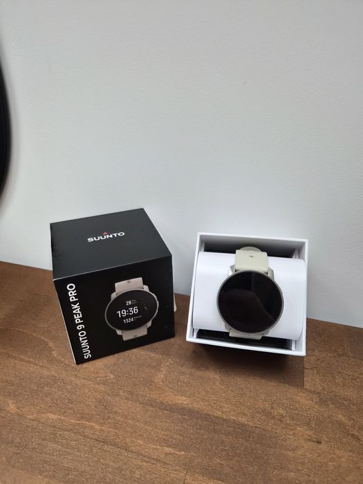 Zegarek suunto 9 peak pro sand beżowy