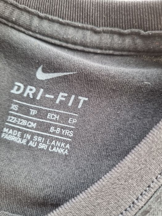 Nike dri fit bluzka 122/128