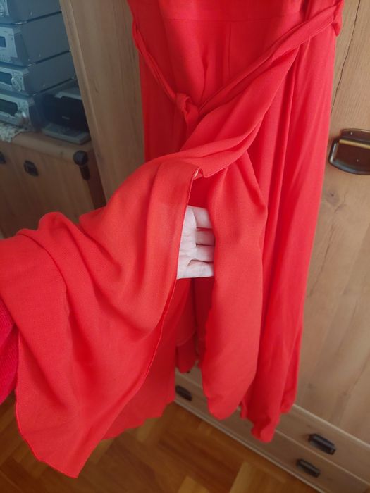 Letnia, czerwona sukienka. MAKALU. Rozmiar 38.