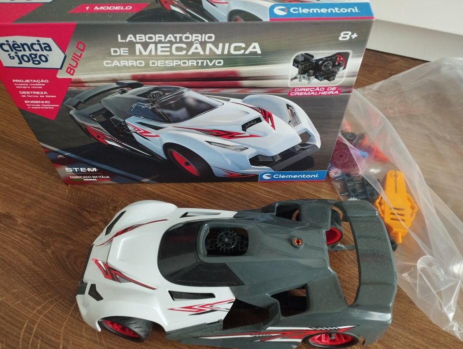 Laboratório de Mecânica - Carro Desportivo