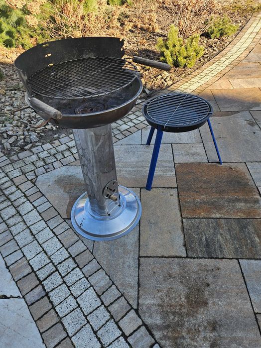 Grill weglowy na dzialke