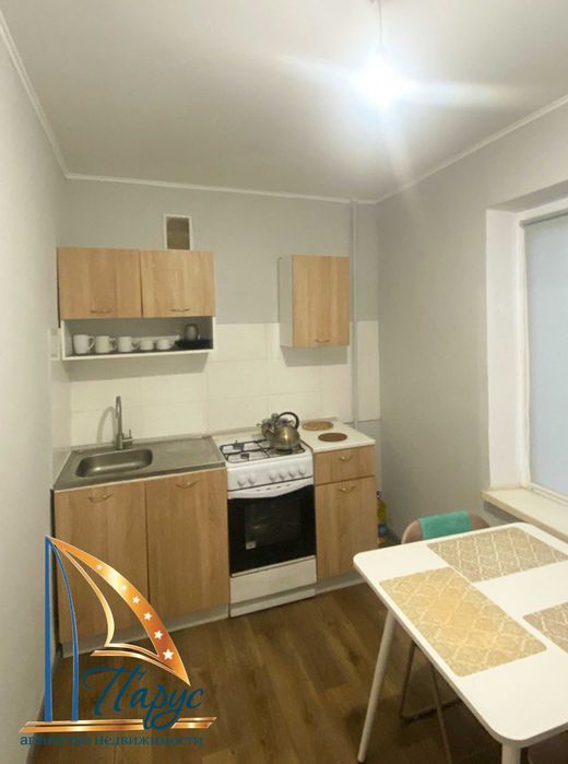 2-кімнатна на вул. Козачій 5/9