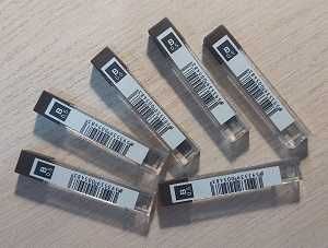 Бейджі горизонтальні.Кнопки в уп. по 36 шт. Стрижні до олівця 0,5 В