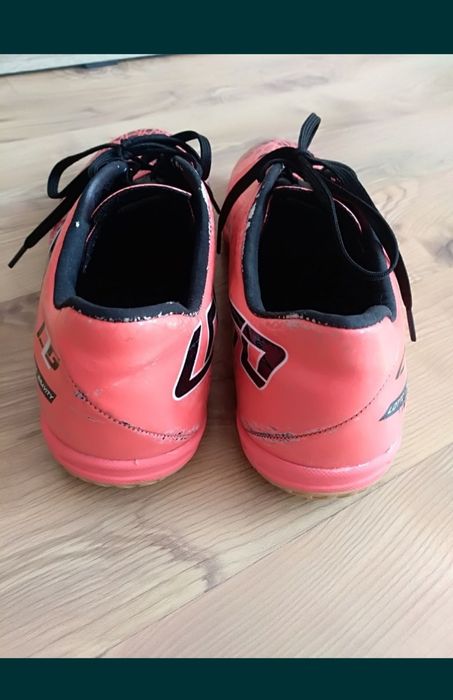 Buty halówki Lotto 40,5 sportowe