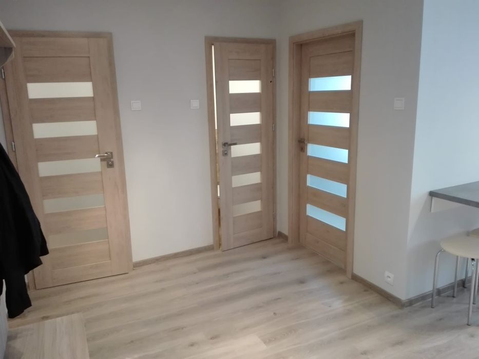 Wynajmę mieszkanie Stolarza 3 osobne pokoje wolne