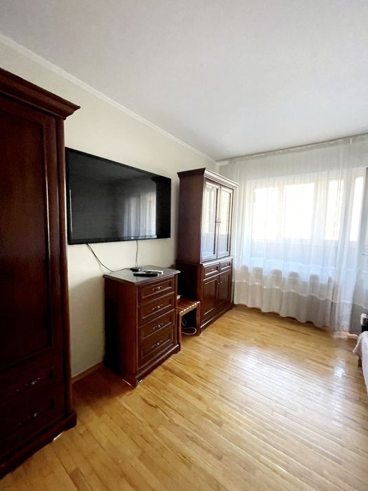 Оренда з є/рем.2кім.кондиціонер,Хоткевича,біля парку.