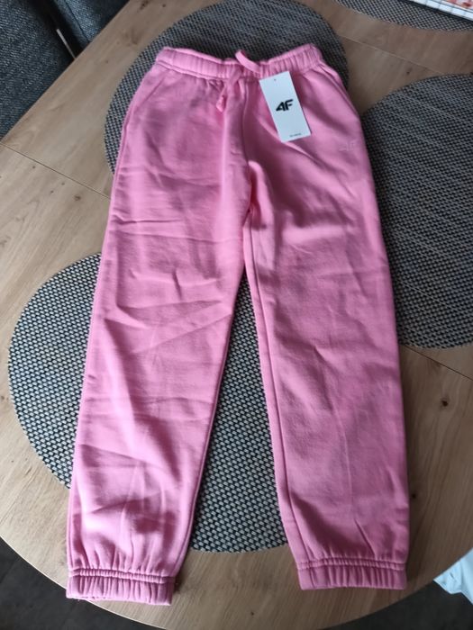 Spodnie dresowe 4F roz.164 Nowe