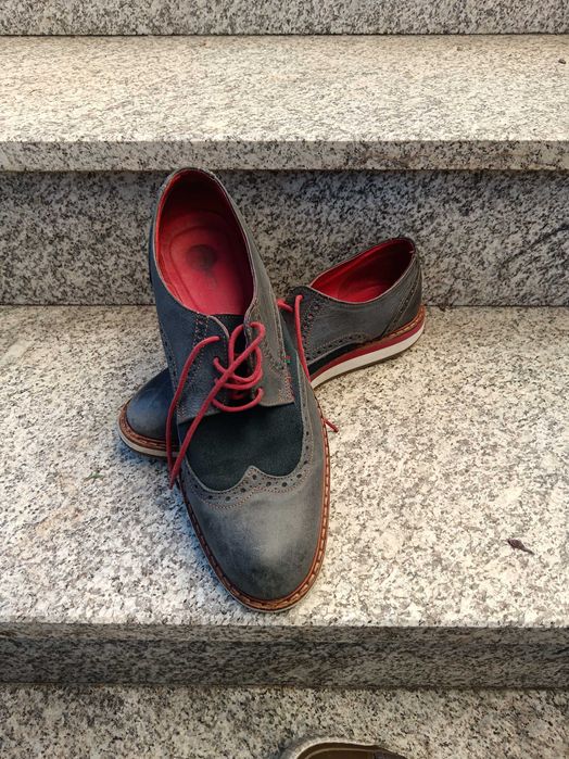 Sapato nacional em pele