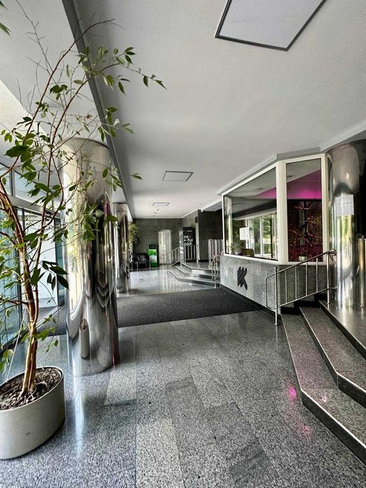 Офісний блок в БЦ, 14 кабінетів, 580 м.кв., генератор, М Дорогожичи