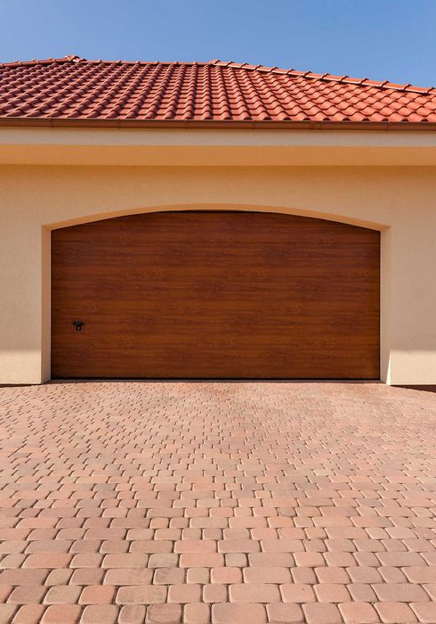 Brama garażowa segmentowa ocieplana antracyt