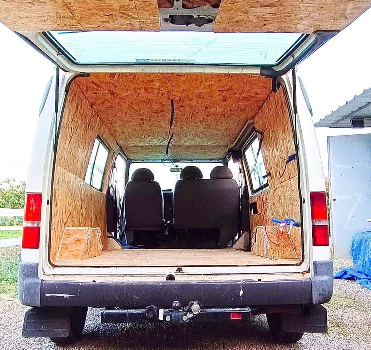 Especial dormitório - Ford Transit - Legalizada