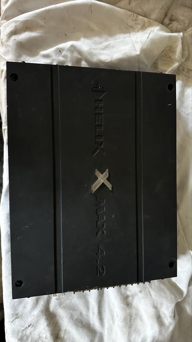 Продам усилитель автомобильный Helix 4.2