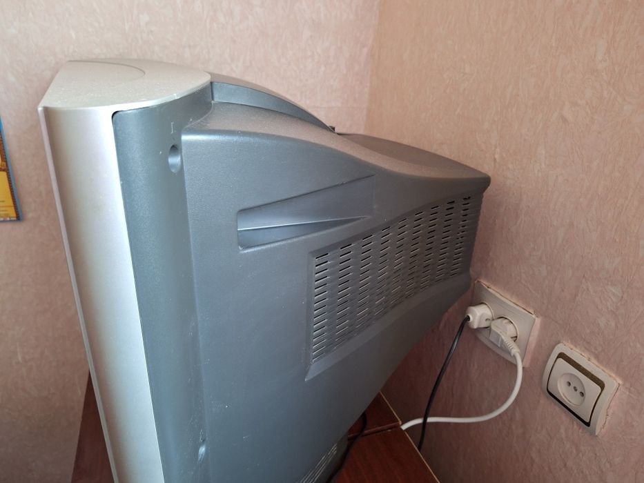 Продам телевізор в хорошому стані