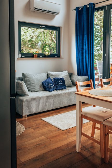 Domek na Mazurach z prywatna linia brzegowa.