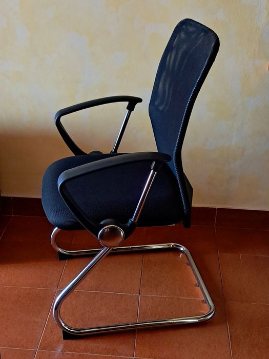 Cadeira Escritório c/ Braços