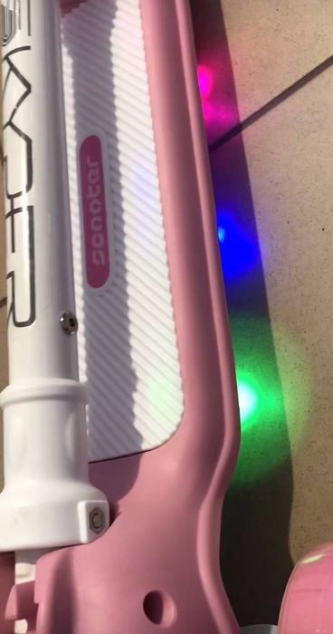 Складний біло-рожевий самокат Максі,світло,пісня Пес-Патрон