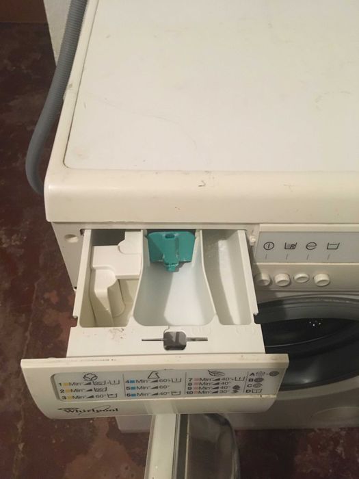 Máquina de lavar roupa Whirlpool AWM 278 - 1000
