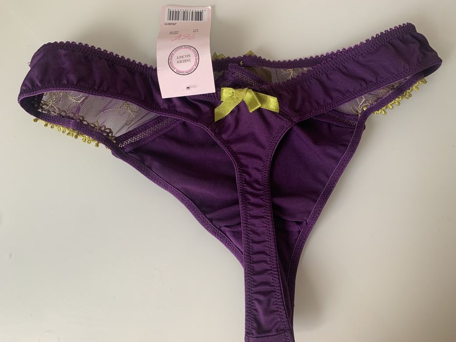 Conjunto novo q estrear com etiqueta tamanho 80C