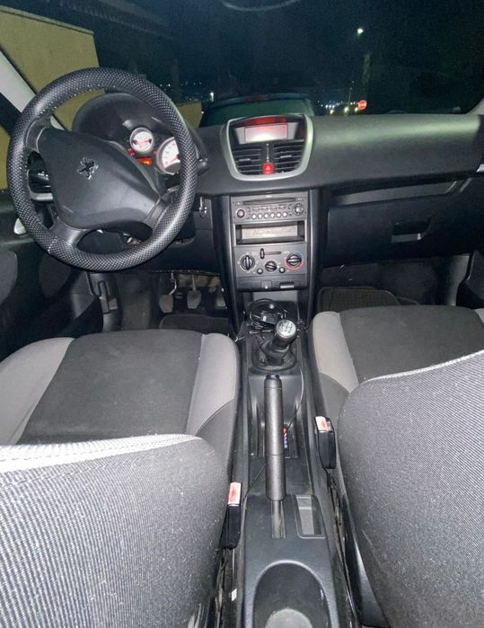 Peugeot 207  1.4