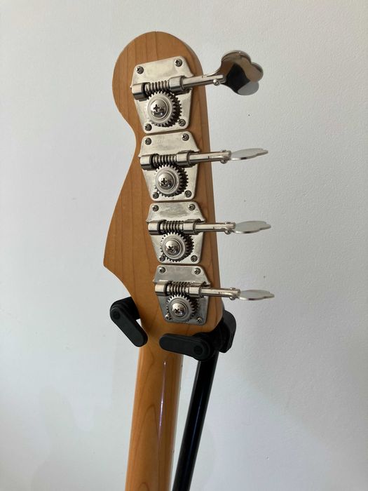 gitara basowa BUZZ HORNET PJ precission Bass