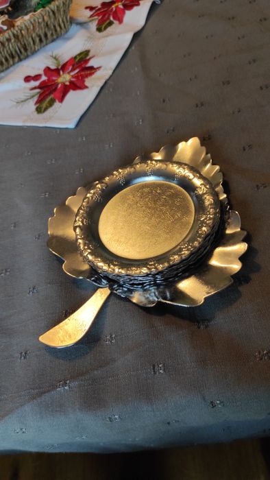 Zestaw spodków srebrnych metalowych z PRL u