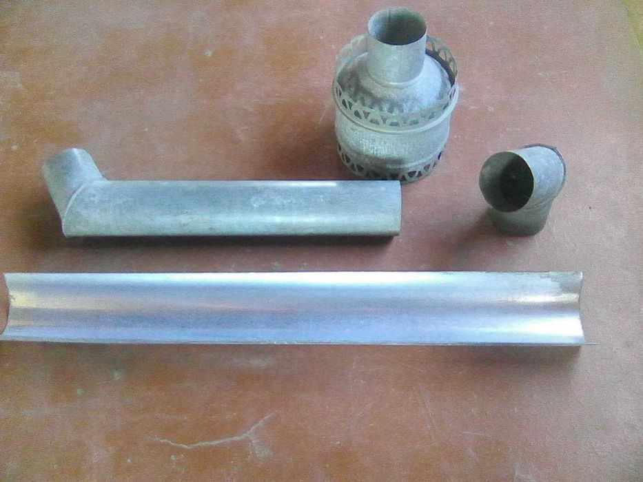 Антикварні кошики, ринви, ще радянських часів.