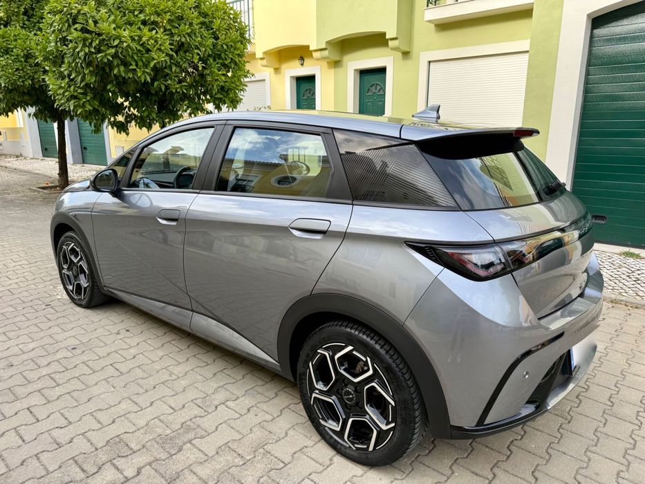BYD Dolphin 60.4 kWh / 2024 | SoH 96%  IVA Dedutível