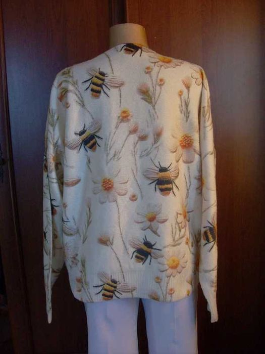 Sweter R. 4XL, 48 kwiaty pszczólki