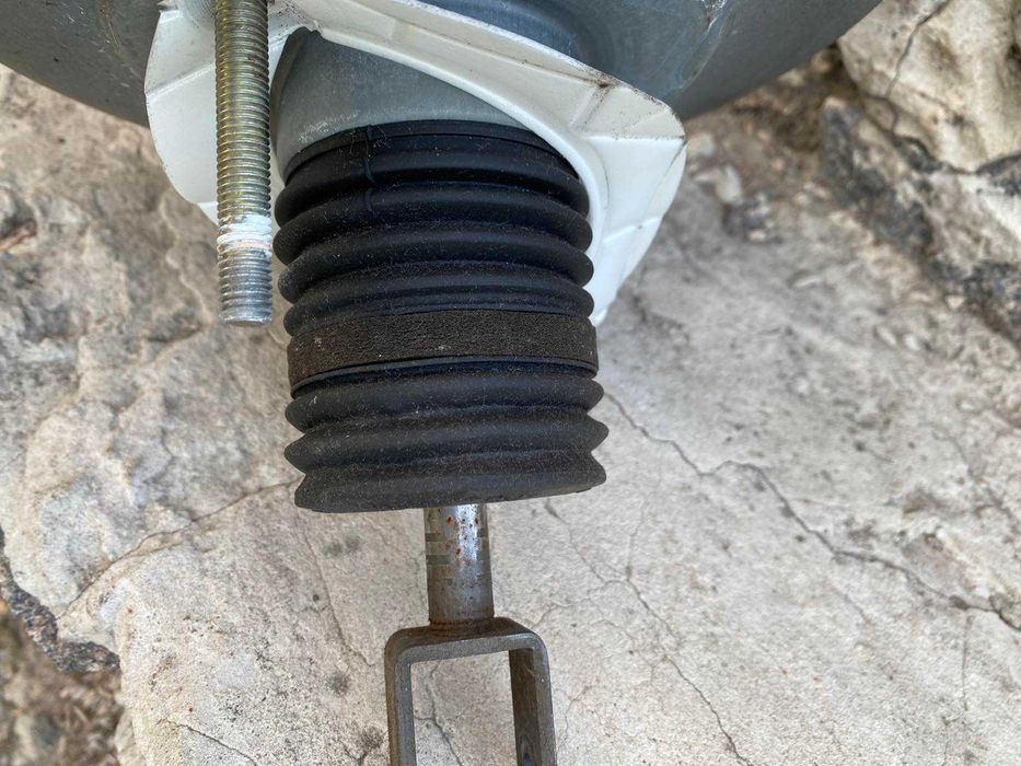 Вакуум  тормозов,главный тормозной цилиндр Мерседес A-Class W168