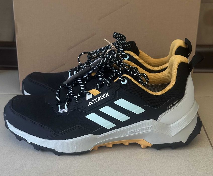 Трекинговые кроссовки Adidas Terrex AX4 GORE-TEX р. EUR-42,5/41-27 см.